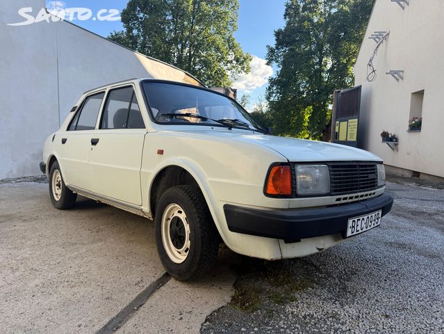 Škoda 120